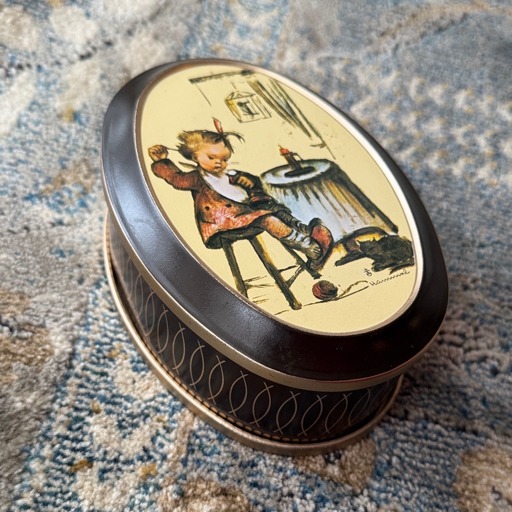 Vintage Hummel 1983 “Mother’s Helper” Collector’s Tin